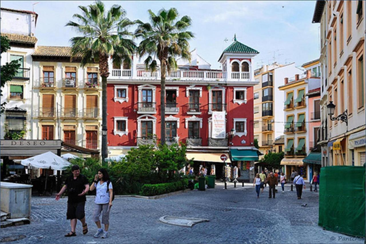 Amplio Y Centrico, Recien Reformado, Calefaccion Central, Jardines, Supermercados, Cafeterias Y Todos Los Servicios En El Corazon De La Ciudad Granada Bagian luar foto