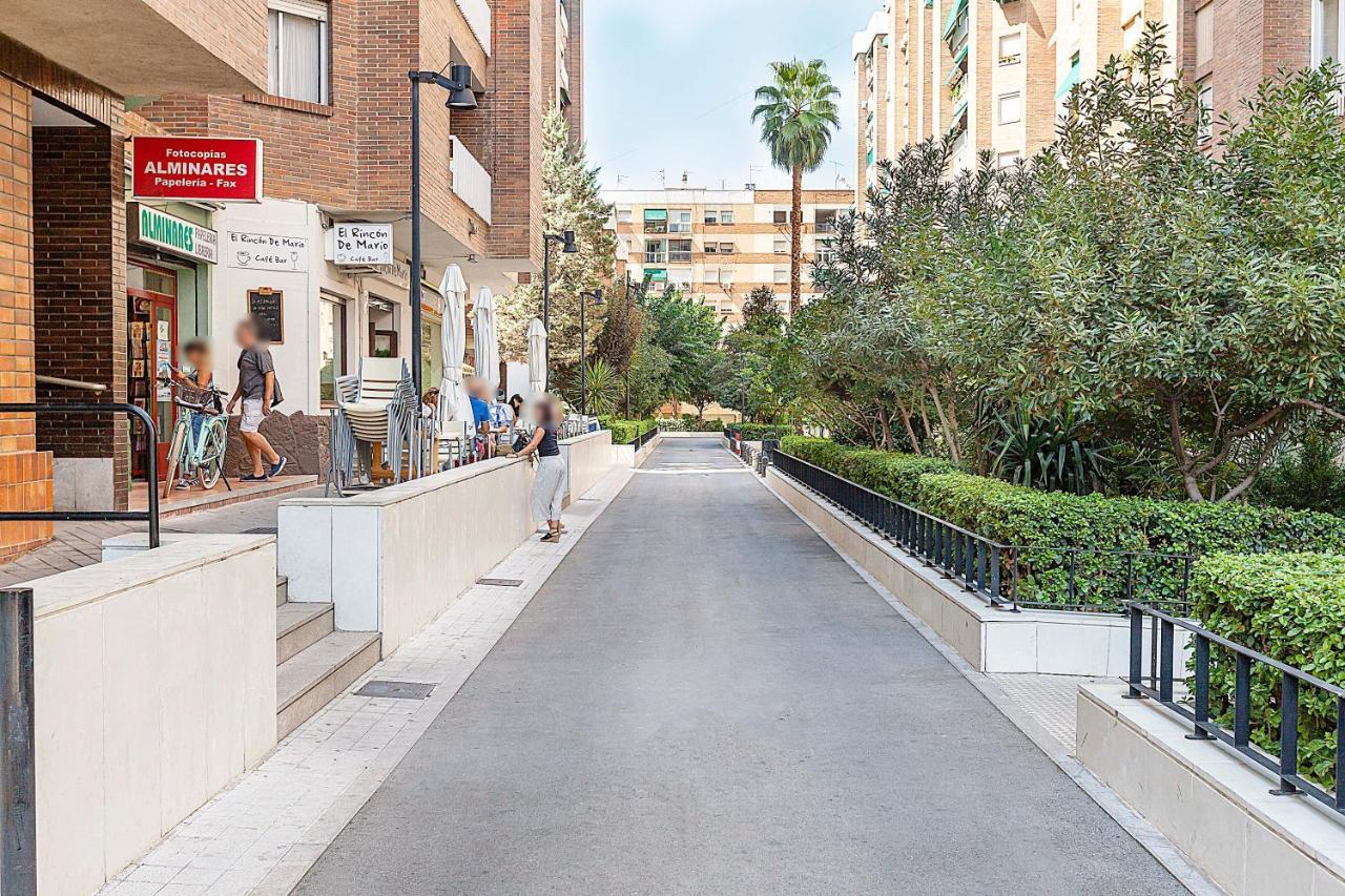 Amplio Y Centrico, Recien Reformado, Calefaccion Central, Jardines, Supermercados, Cafeterias Y Todos Los Servicios En El Corazon De La Ciudad Granada Bagian luar foto